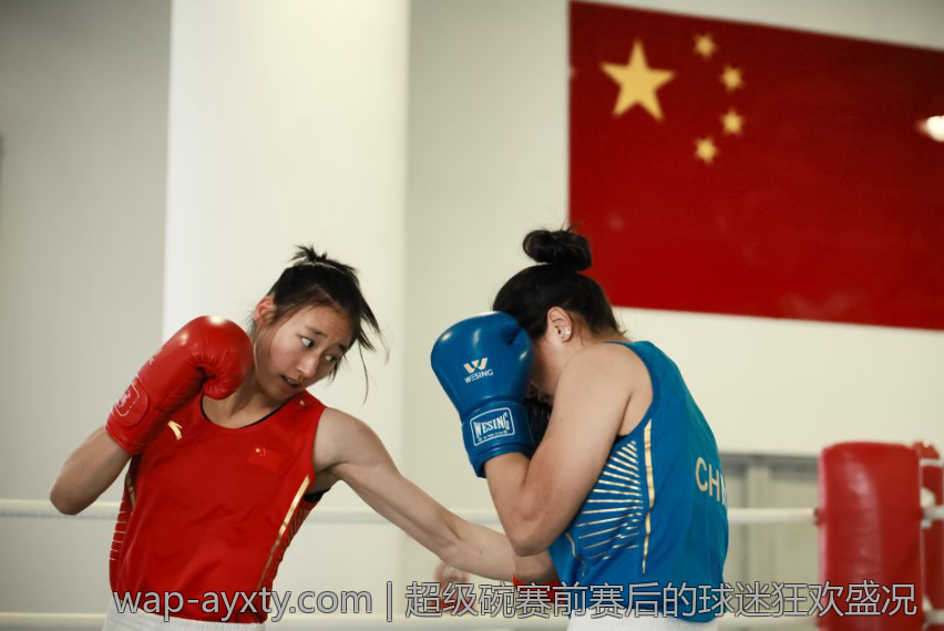超级碗赛前赛后的球迷狂欢盛况